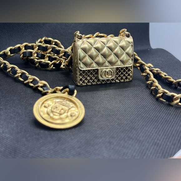 Anthro Black Gold Chain Belt With Designer Mini Charm Bag - Picture 13 of 13